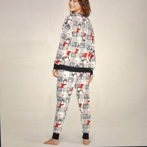 Frosty the Snowman ☃️ Pajamas - Picture 2 of 3